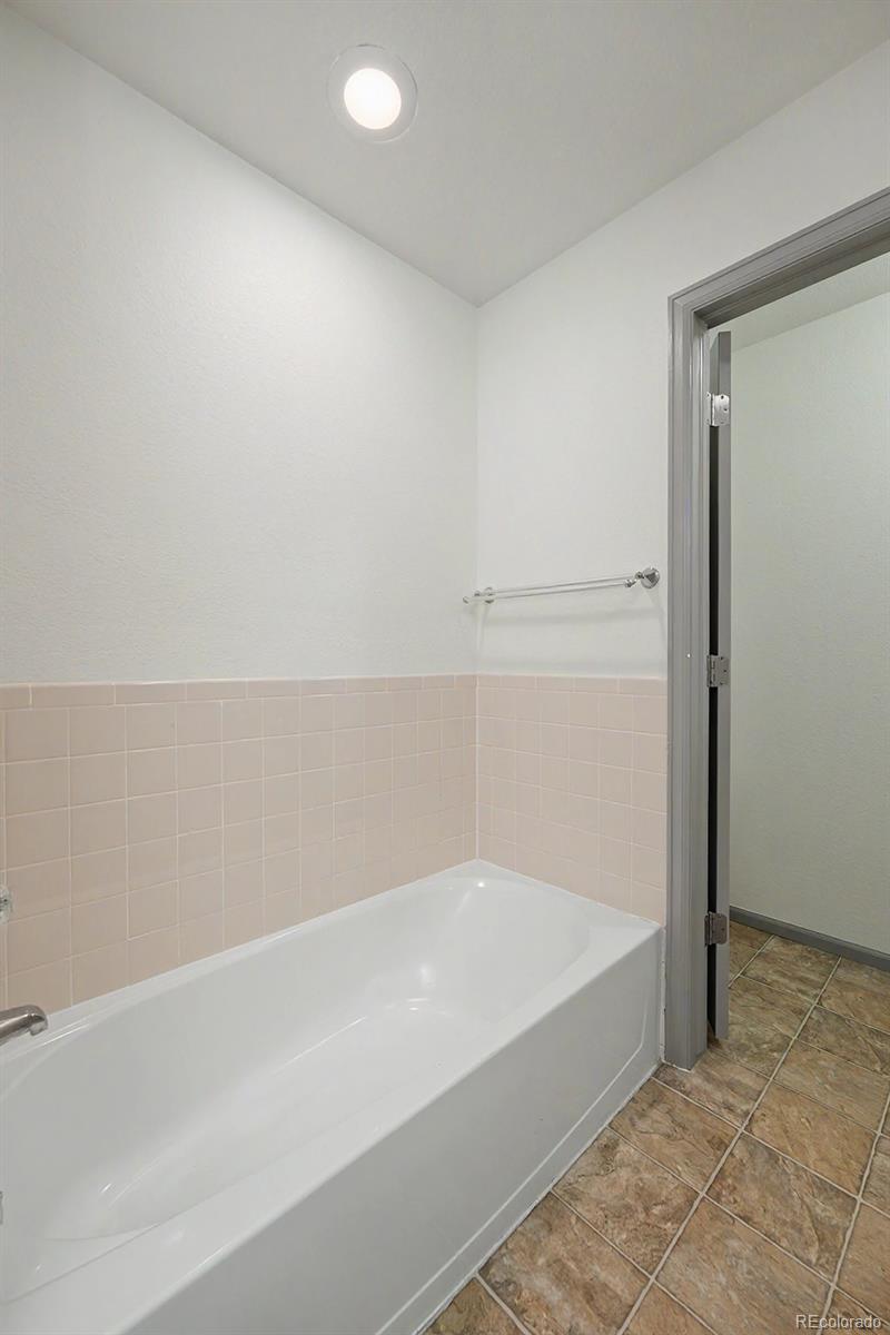 MLS Image #21 for 9771 e mexico avenue,aurora, Colorado