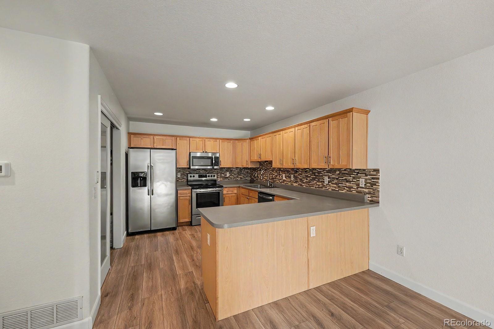 MLS Image #8 for 9771 e mexico avenue,aurora, Colorado