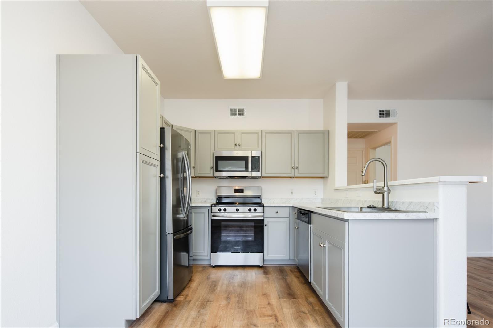 MLS Image #10 for 1190  opal street 101,broomfield, Colorado