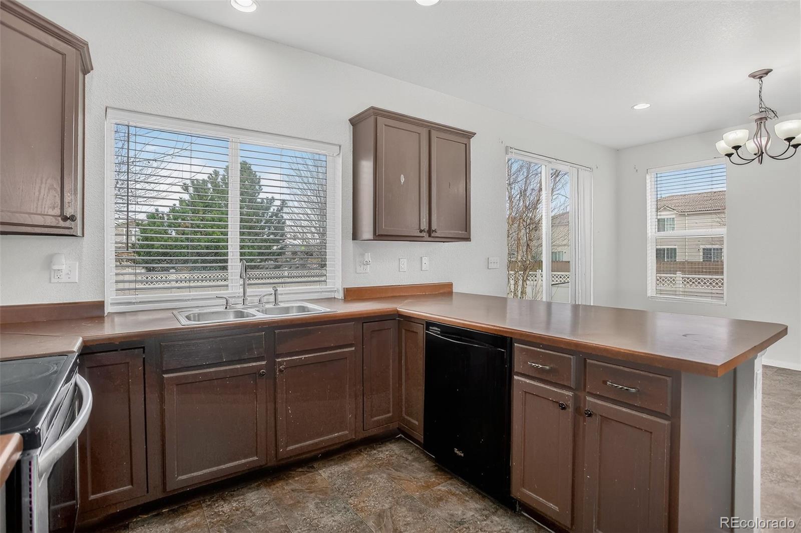 MLS Image #11 for 19609 e 47th drive ,denver, Colorado