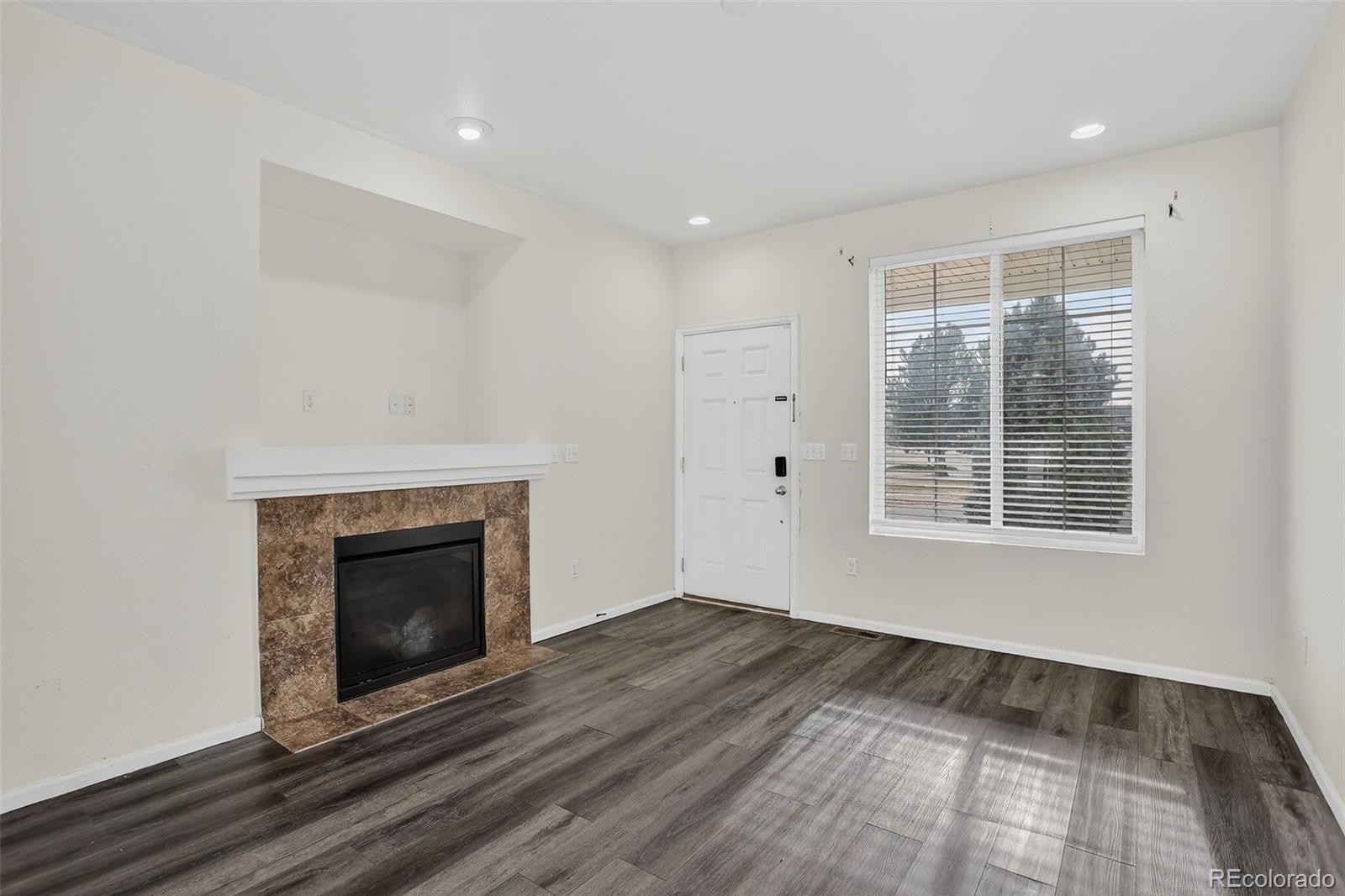 MLS Image #13 for 19609 e 47th drive ,denver, Colorado