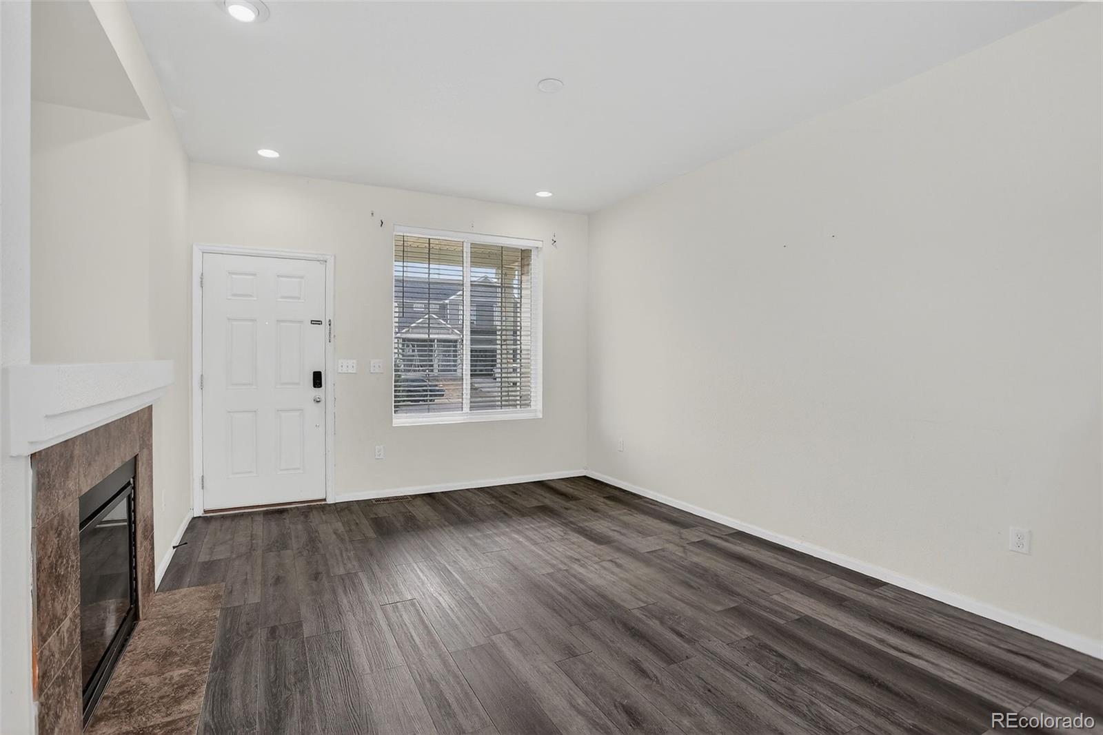 MLS Image #16 for 19609 e 47th drive ,denver, Colorado