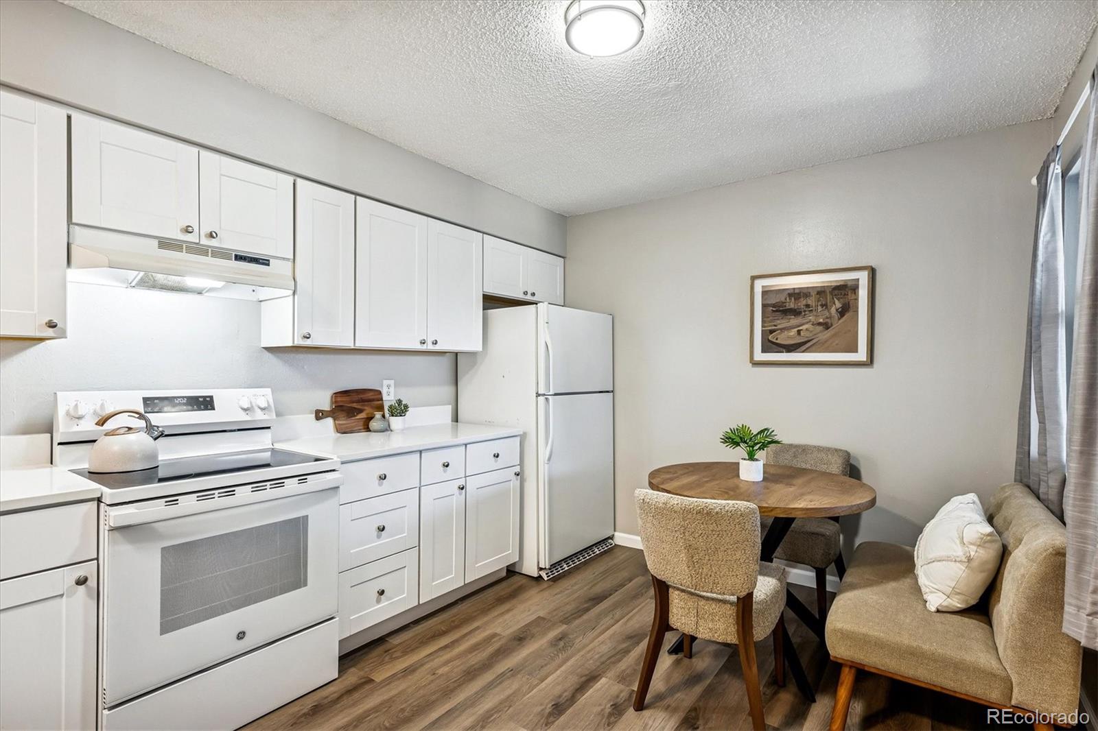 MLS Image #3 for 7220 s gaylord street,littleton, Colorado