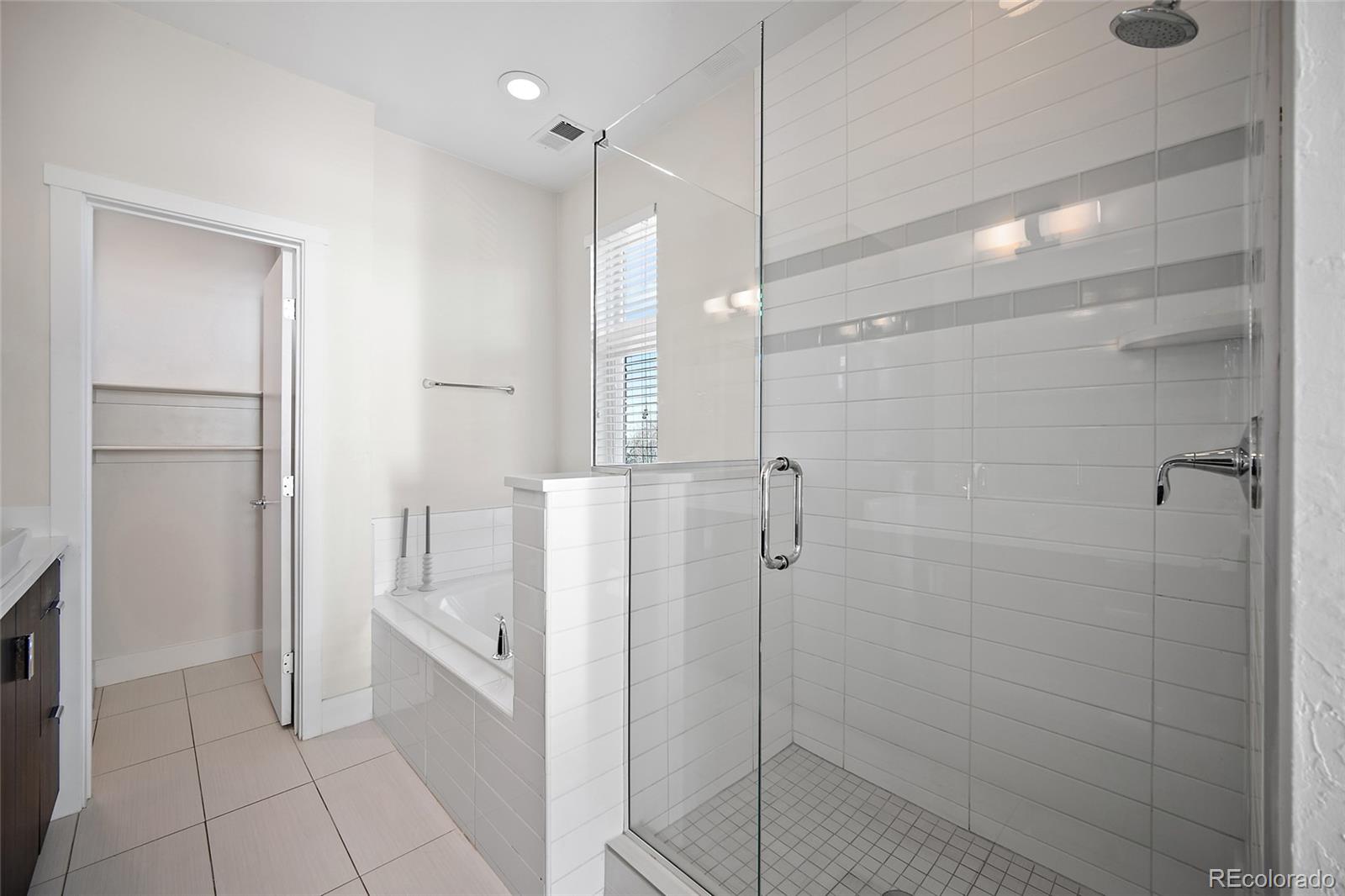 MLS Image #23 for 2157 n downing street,denver, Colorado
