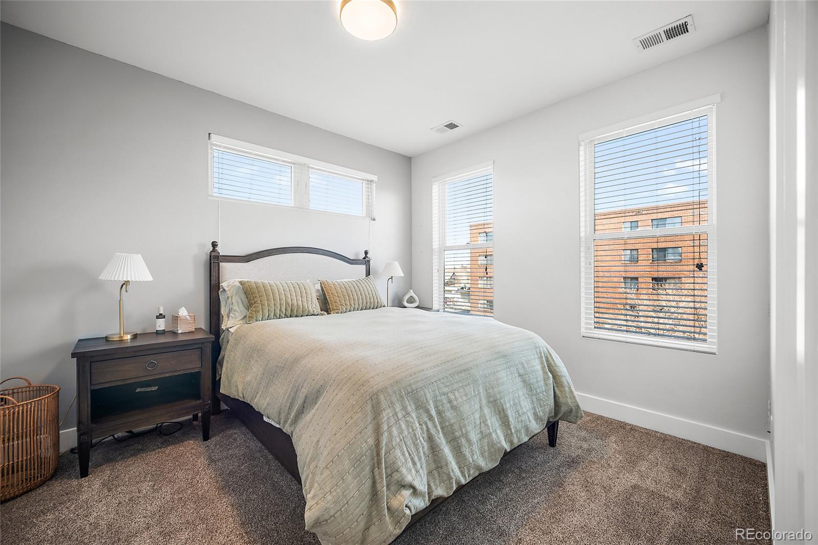 MLS Image #27 for 2157 n downing street,denver, Colorado
