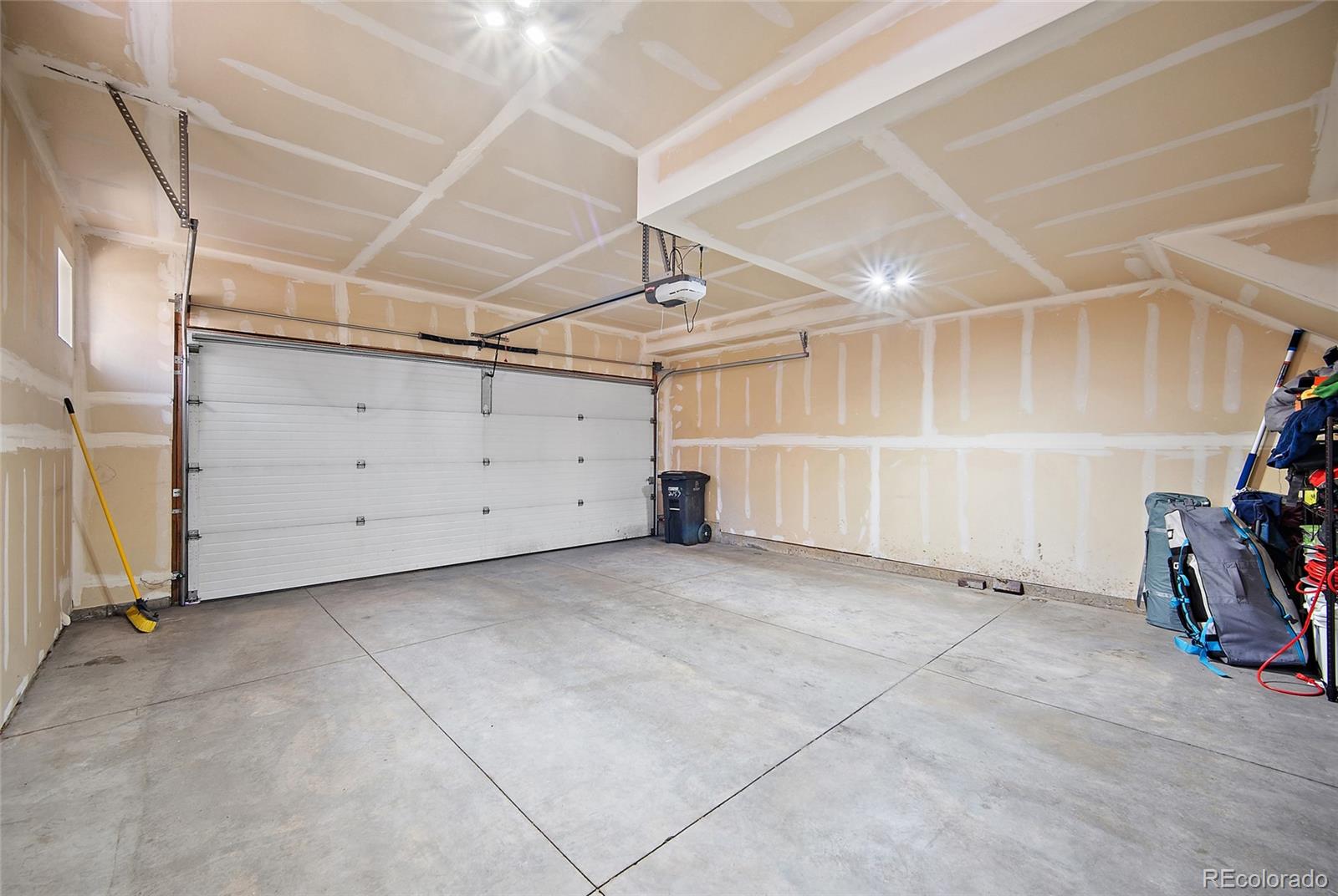 MLS Image #36 for 2157 n downing street,denver, Colorado