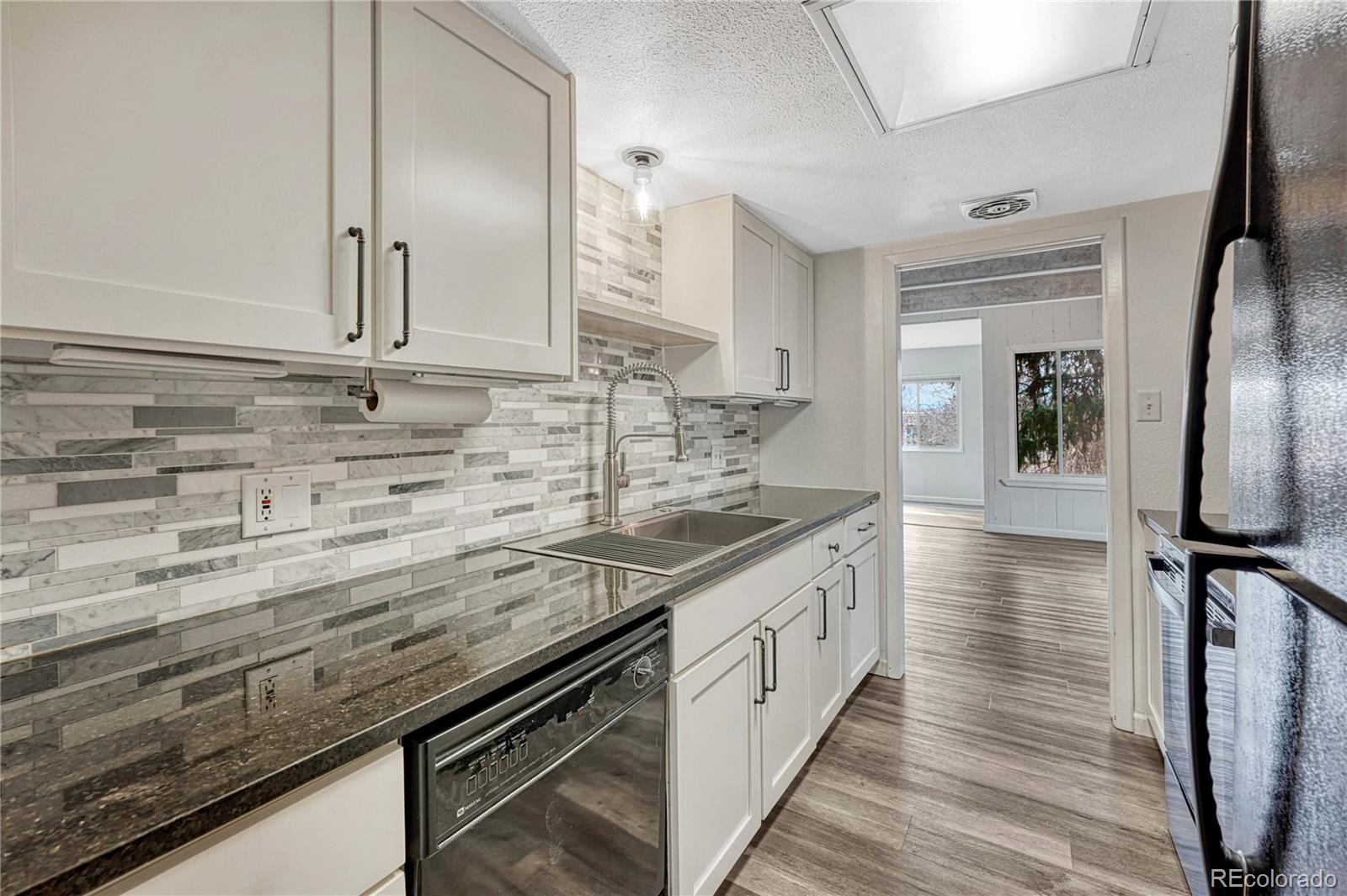 MLS Image #14 for 2525 s dayton way,denver, Colorado