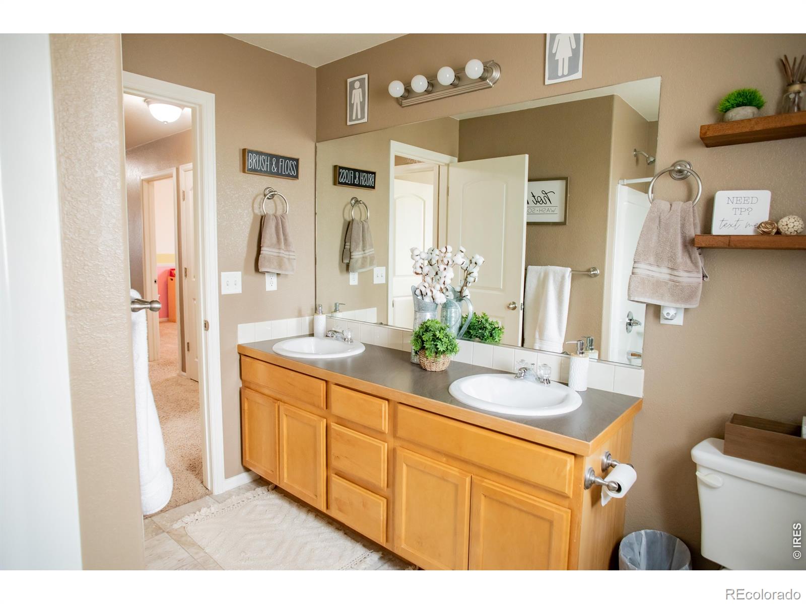 MLS Image #11 for 3312  tupelo lane,johnstown, Colorado