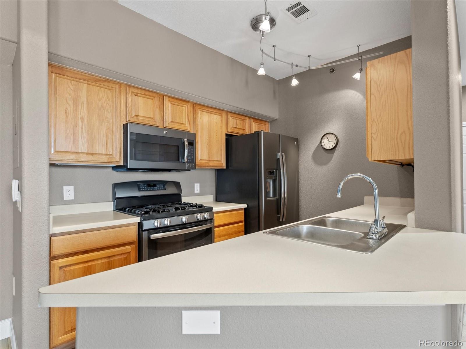 MLS Image #8 for 6017  castlegate drive f36,castle rock, Colorado