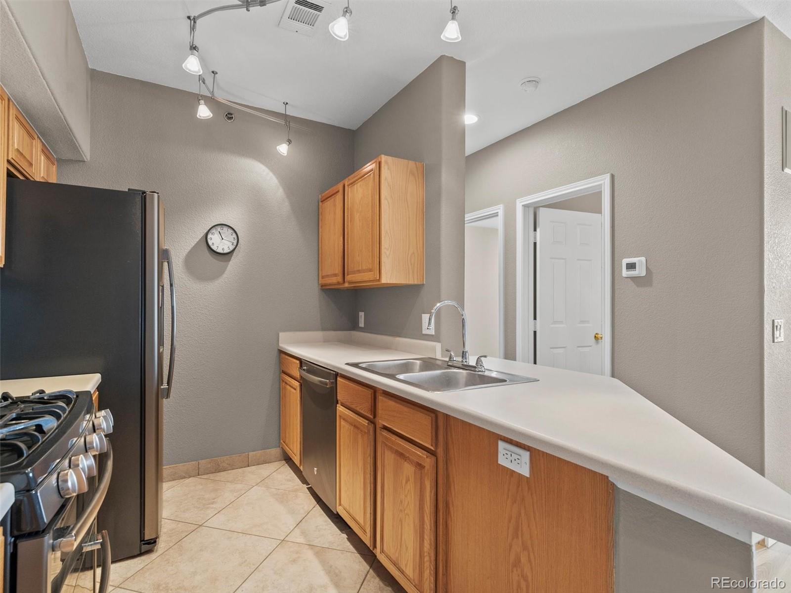 MLS Image #9 for 6017  castlegate drive f36,castle rock, Colorado