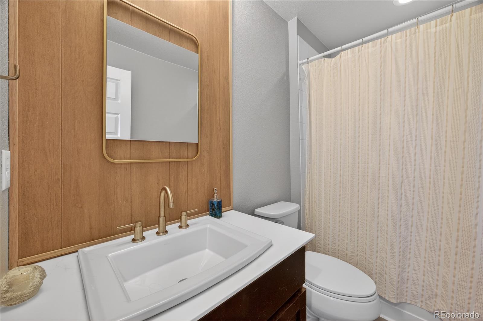 MLS Image #11 for 7959 e 54th place,denver, Colorado