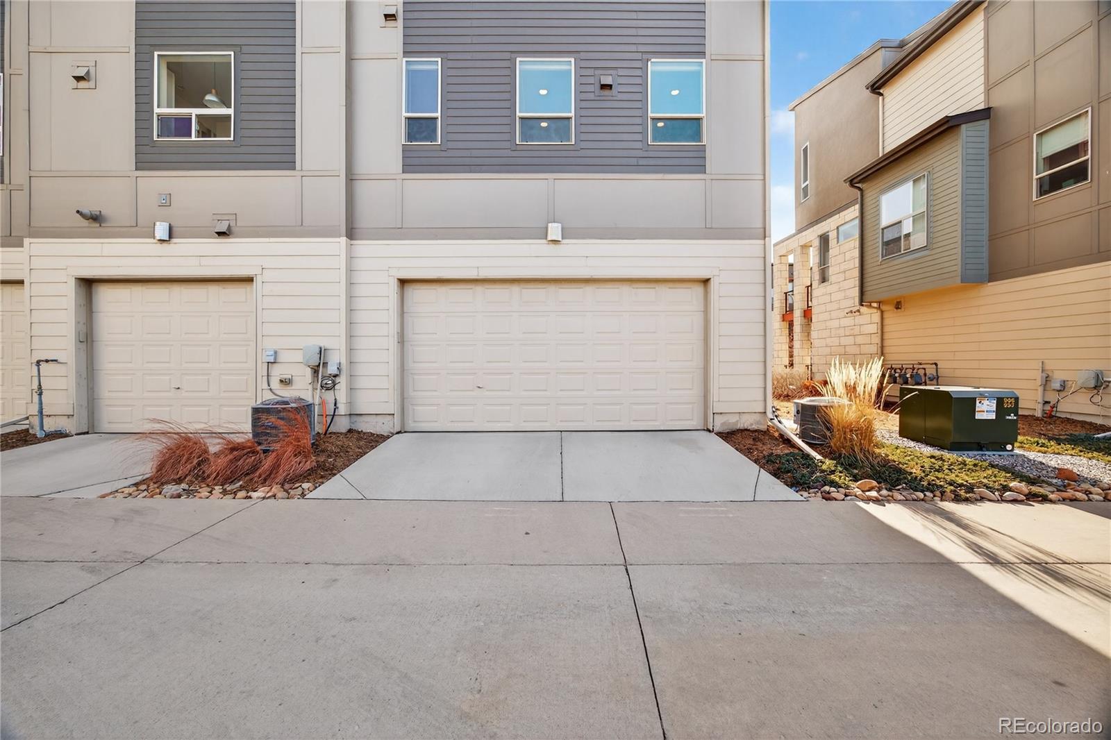 MLS Image #22 for 7959 e 54th place,denver, Colorado