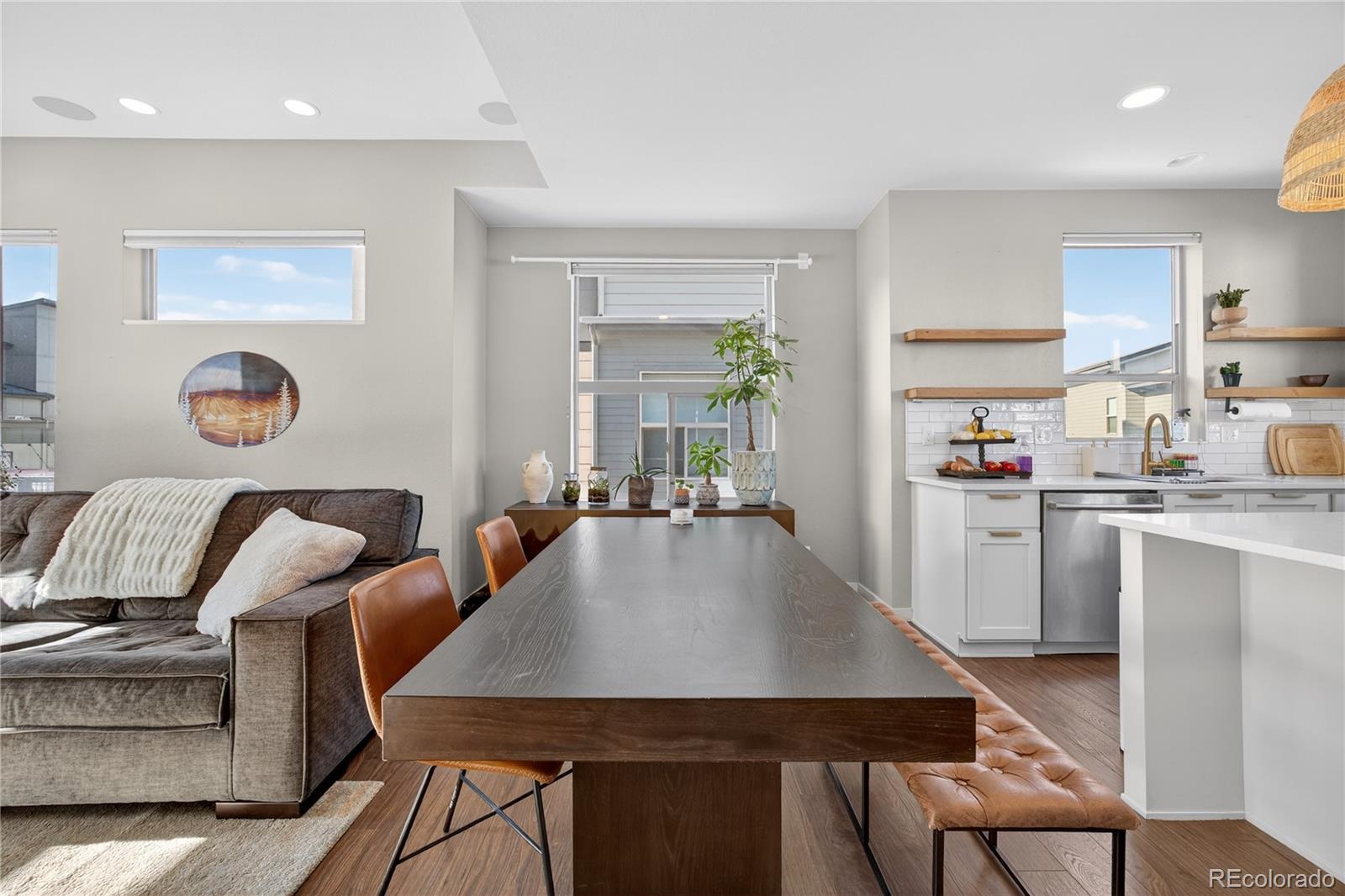 MLS Image #4 for 7959 e 54th place,denver, Colorado