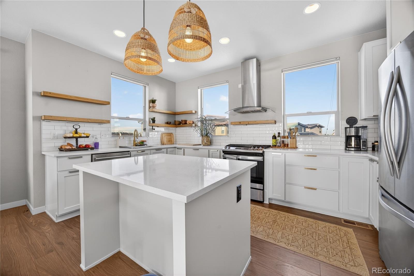 MLS Image #5 for 7959 e 54th place,denver, Colorado