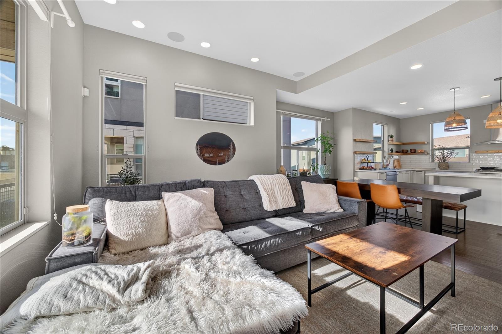 MLS Image #9 for 7959 e 54th place,denver, Colorado