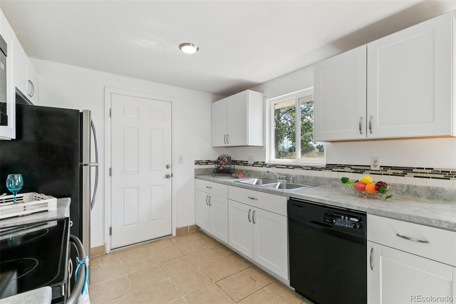 MLS Image #10 for 440  calle entrada ,fountain, Colorado