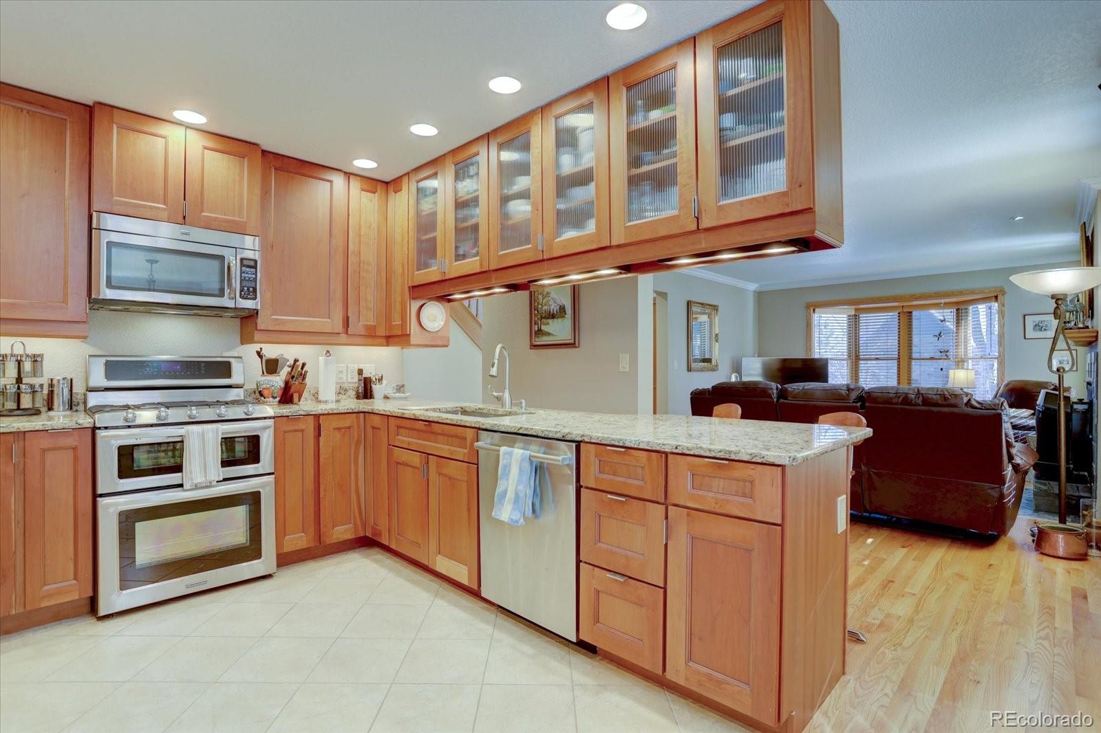 MLS Image #6 for 815  16th street,boulder, Colorado