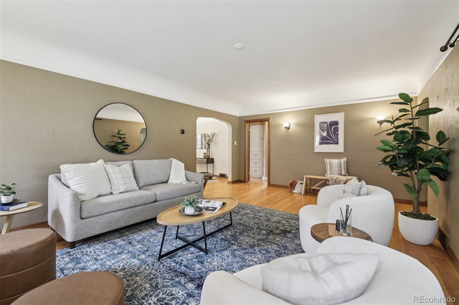MLS Image #5 for 1325 n monaco parkway,denver, Colorado