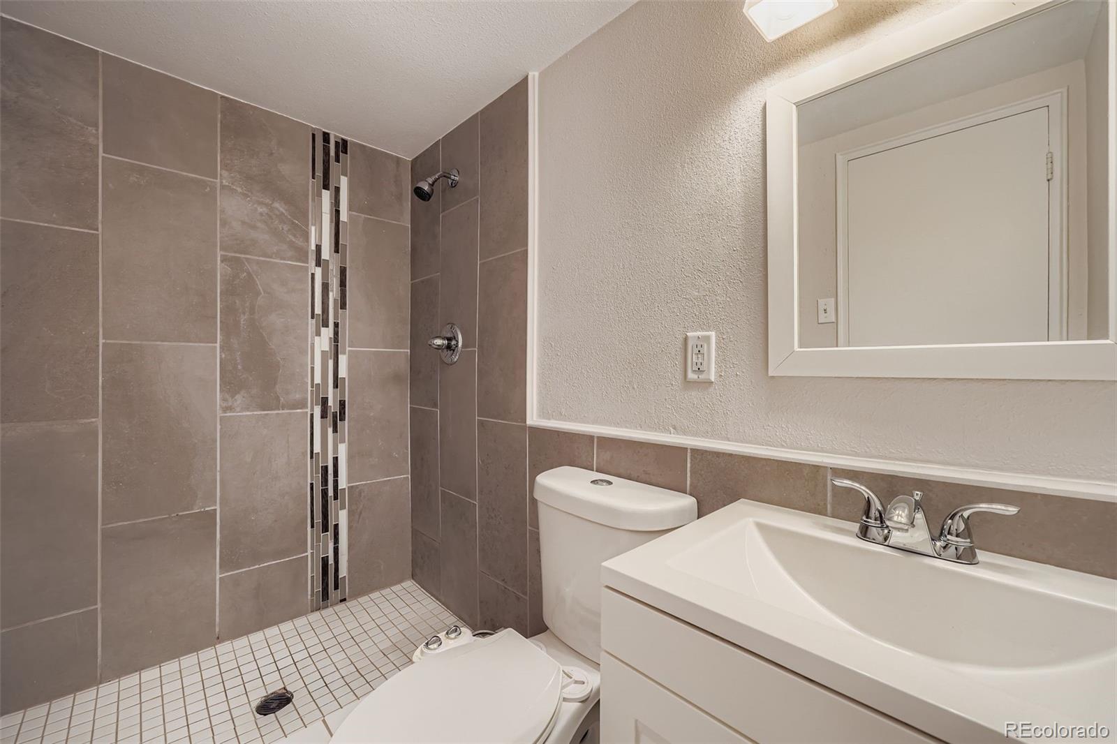 MLS Image #19 for 800 n washington street,denver, Colorado