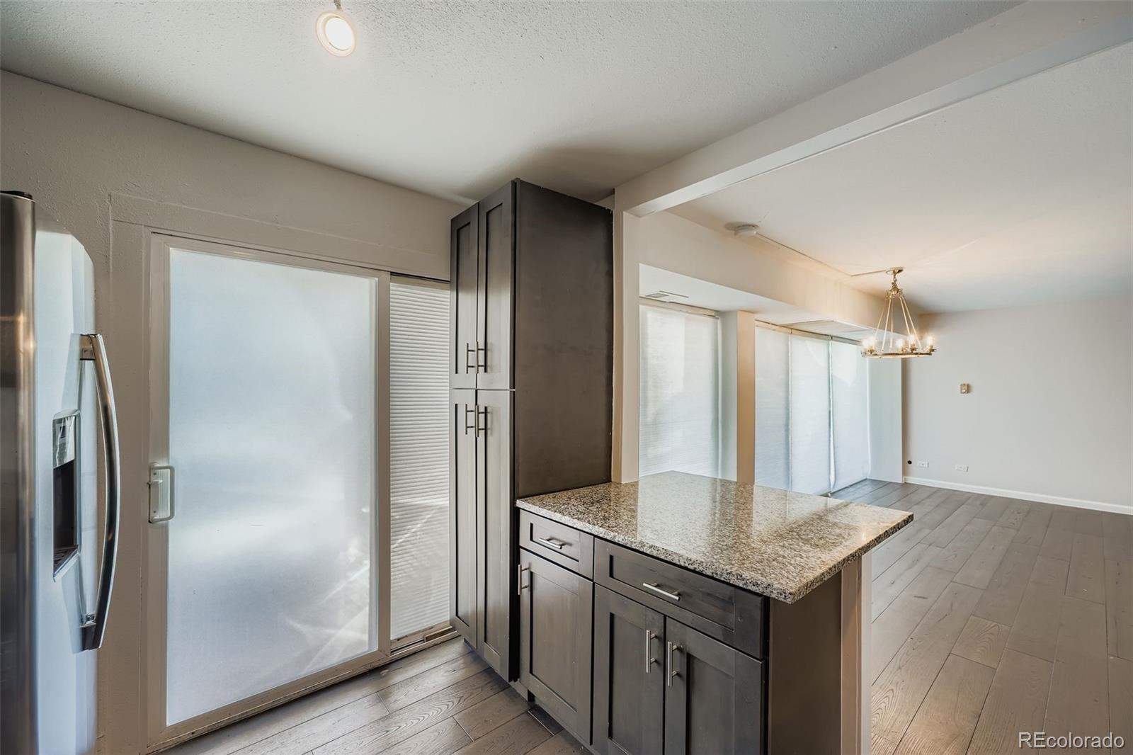 MLS Image #6 for 800 n washington street,denver, Colorado