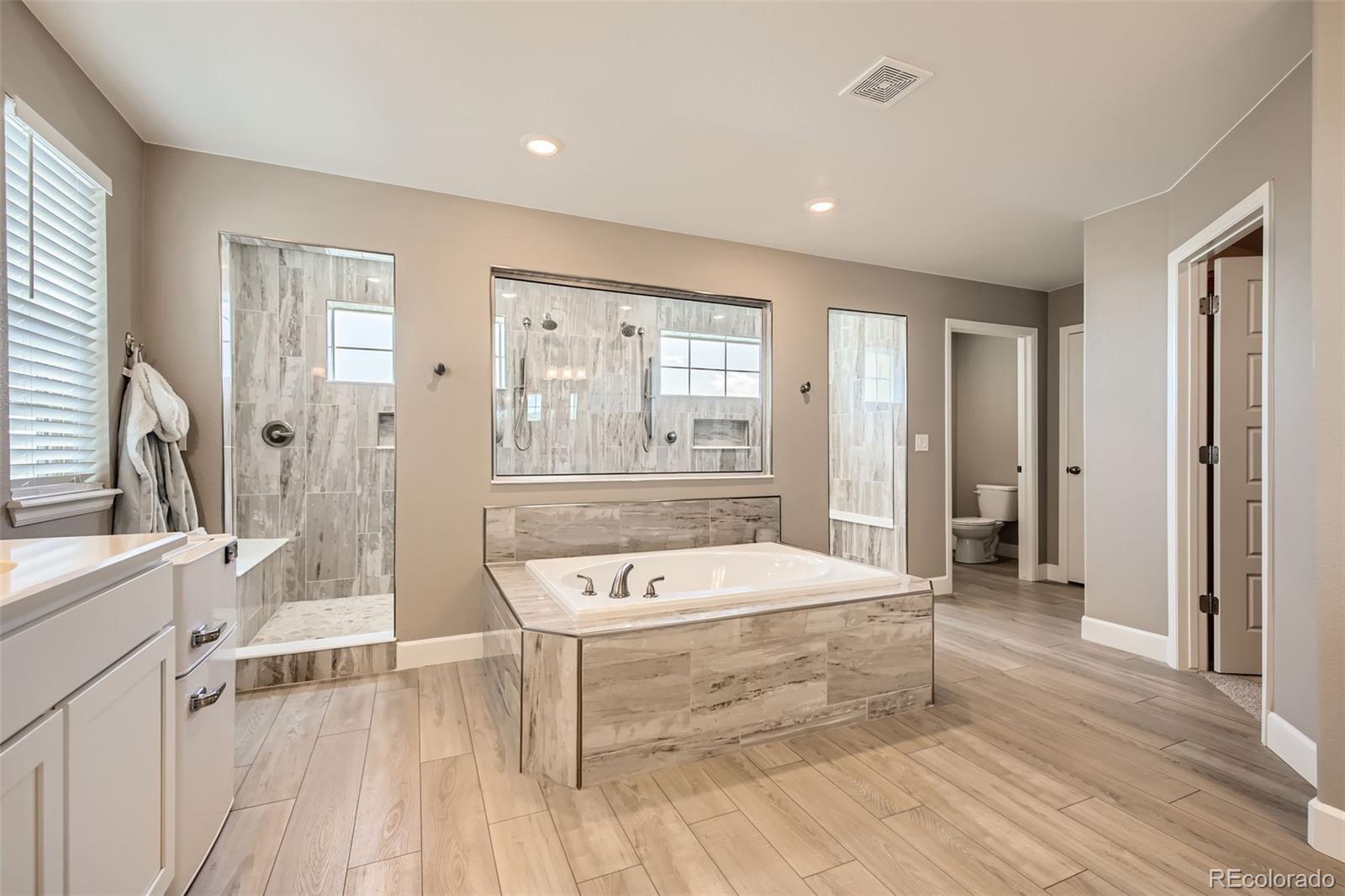 MLS Image #5 for 7093  compass bend drive,colorado springs, Colorado