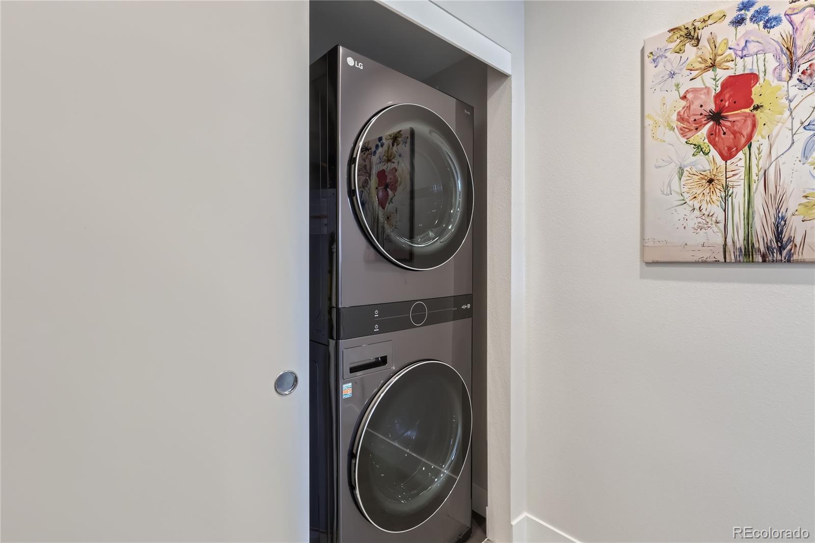 MLS Image #19 for 1424  knox court,denver, Colorado