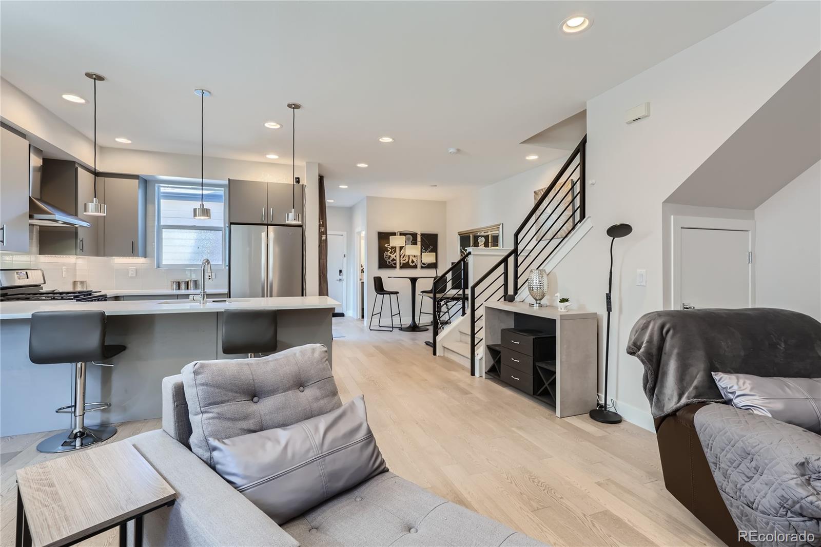 MLS Image #5 for 1424  knox court,denver, Colorado