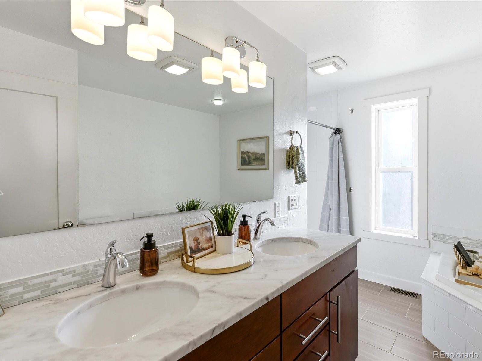 MLS Image #24 for 3323 n clayton street,denver, Colorado