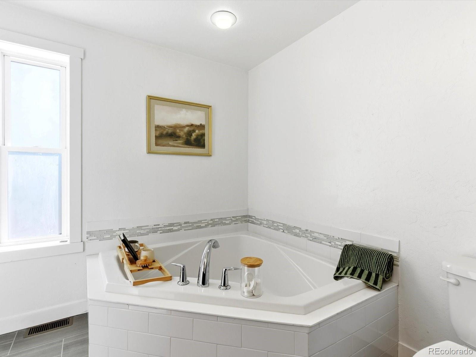 MLS Image #25 for 3323 n clayton street,denver, Colorado