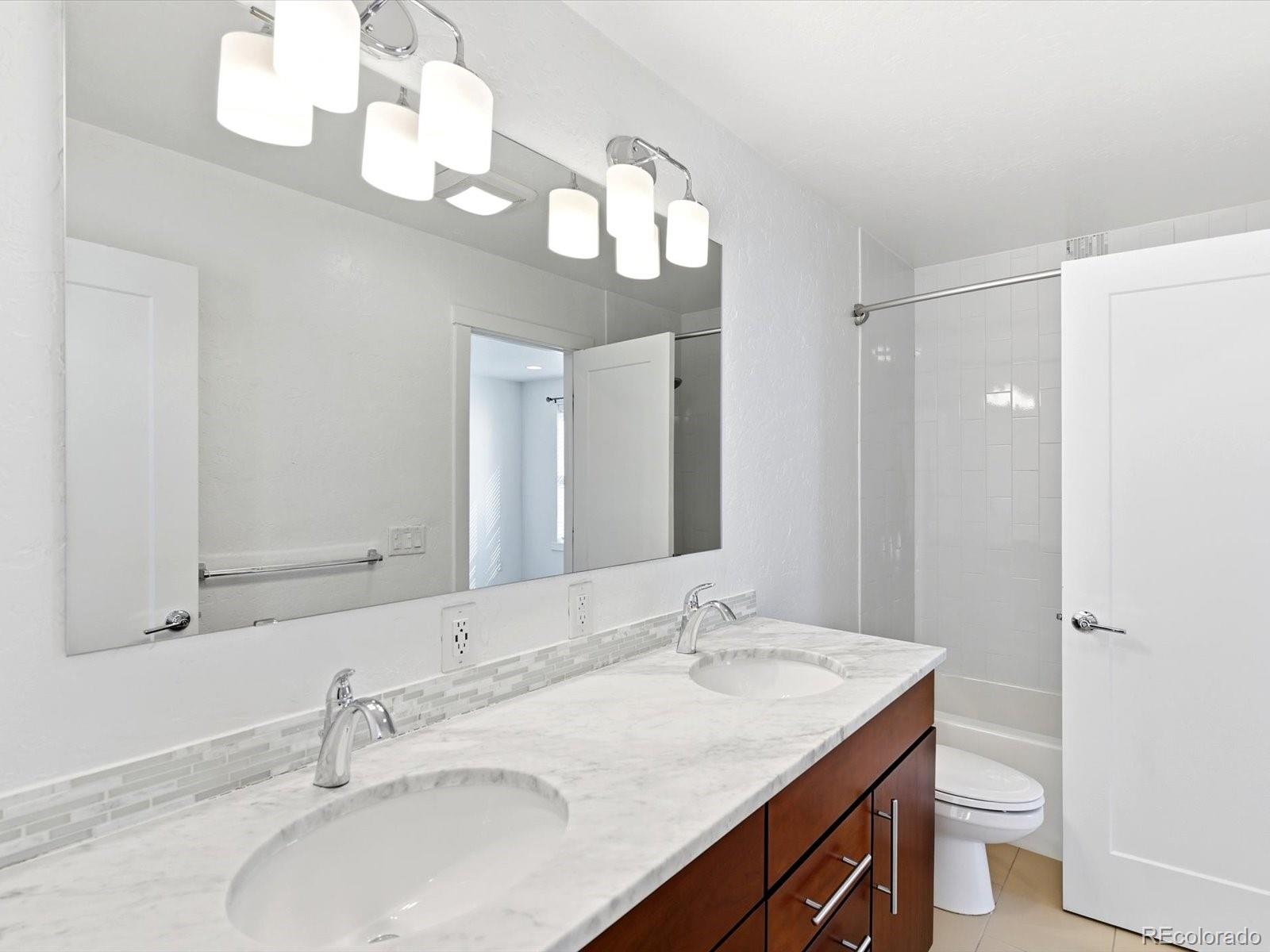 MLS Image #29 for 3323 n clayton street,denver, Colorado