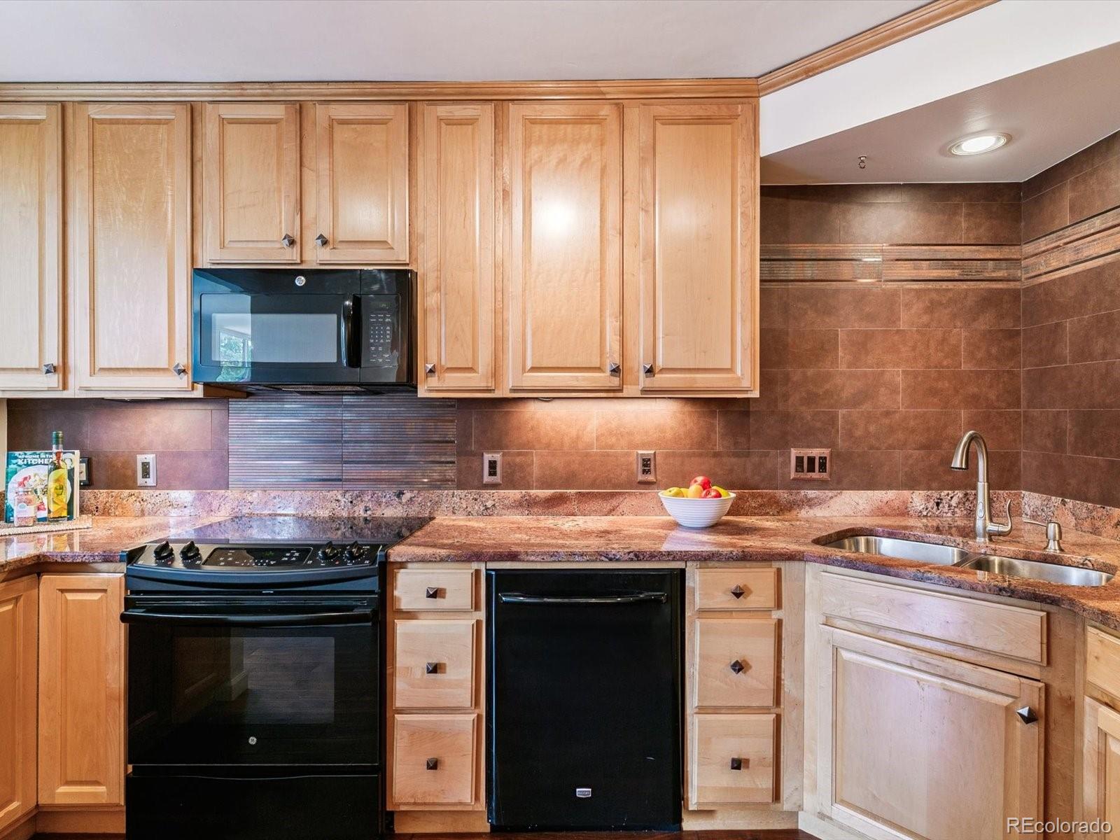 MLS Image #12 for 1111  race street 3a,denver, Colorado