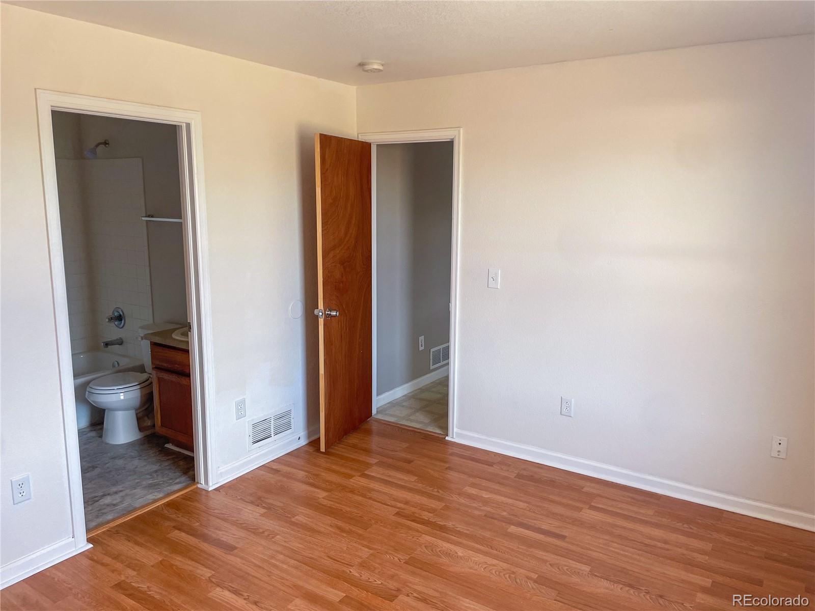 MLS Image #24 for 3029  renshaw street,strasburg, Colorado