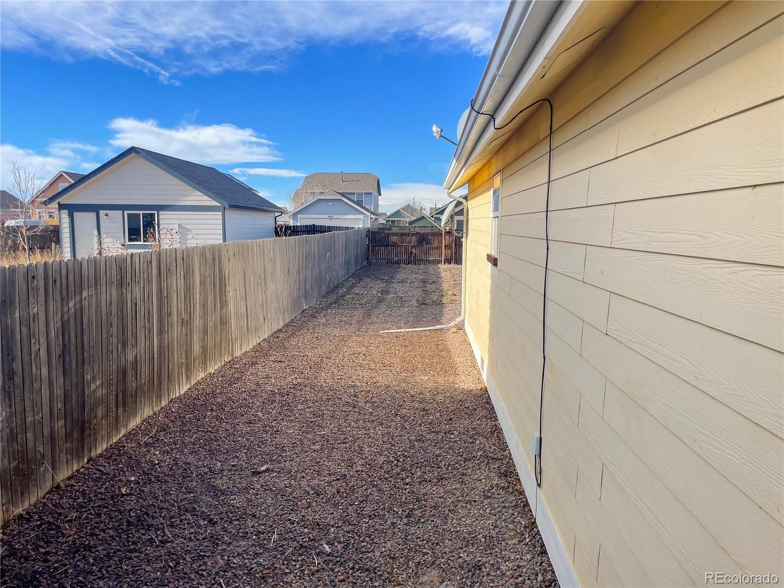 MLS Image #3 for 3029  renshaw street,strasburg, Colorado