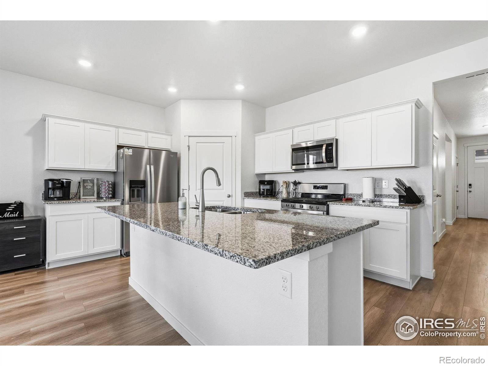 MLS Image #10 for 2619  wren drive,johnstown, Colorado