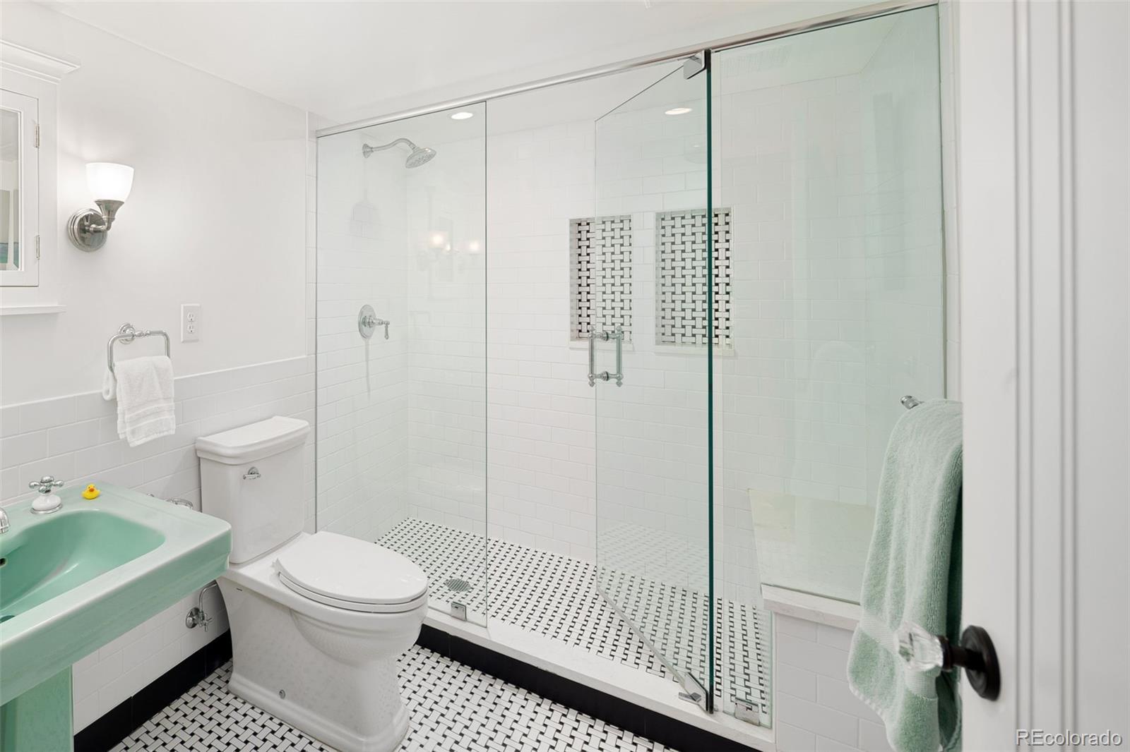 MLS Image #29 for 178  ash street,denver, Colorado