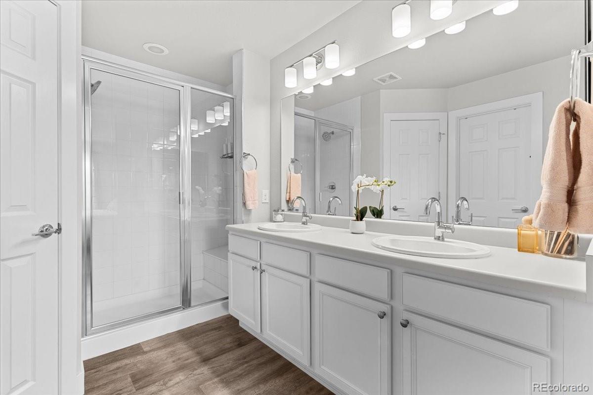 MLS Image #19 for 4774  kittredge street,denver, Colorado