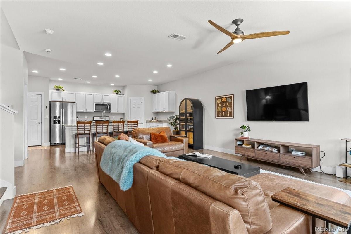 MLS Image #5 for 4774  kittredge street,denver, Colorado