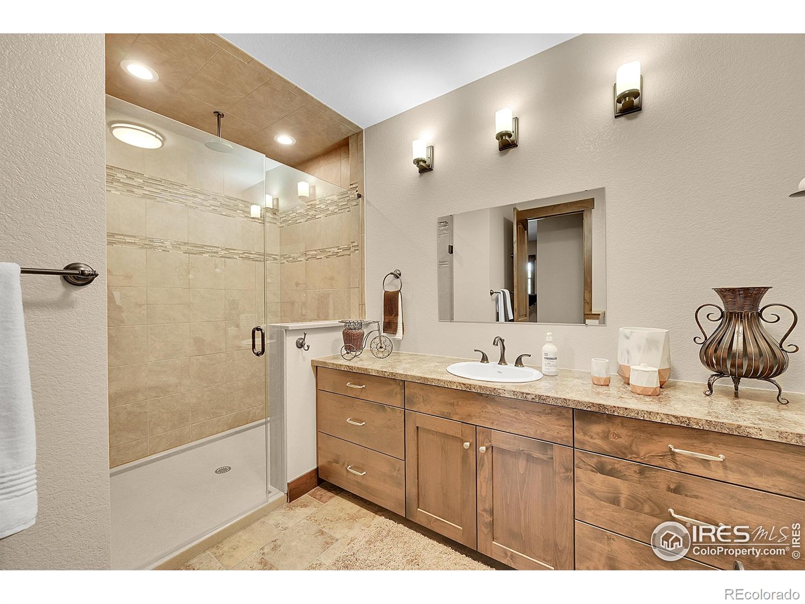 MLS Image #9 for 608  riverside court,greeley, Colorado