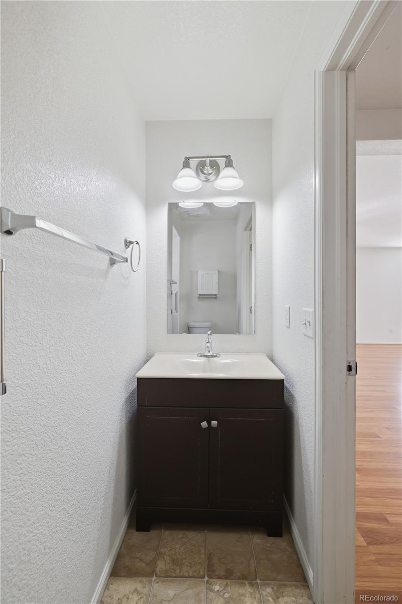 MLS Image #8 for 17262 e kansas drive ,aurora, Colorado