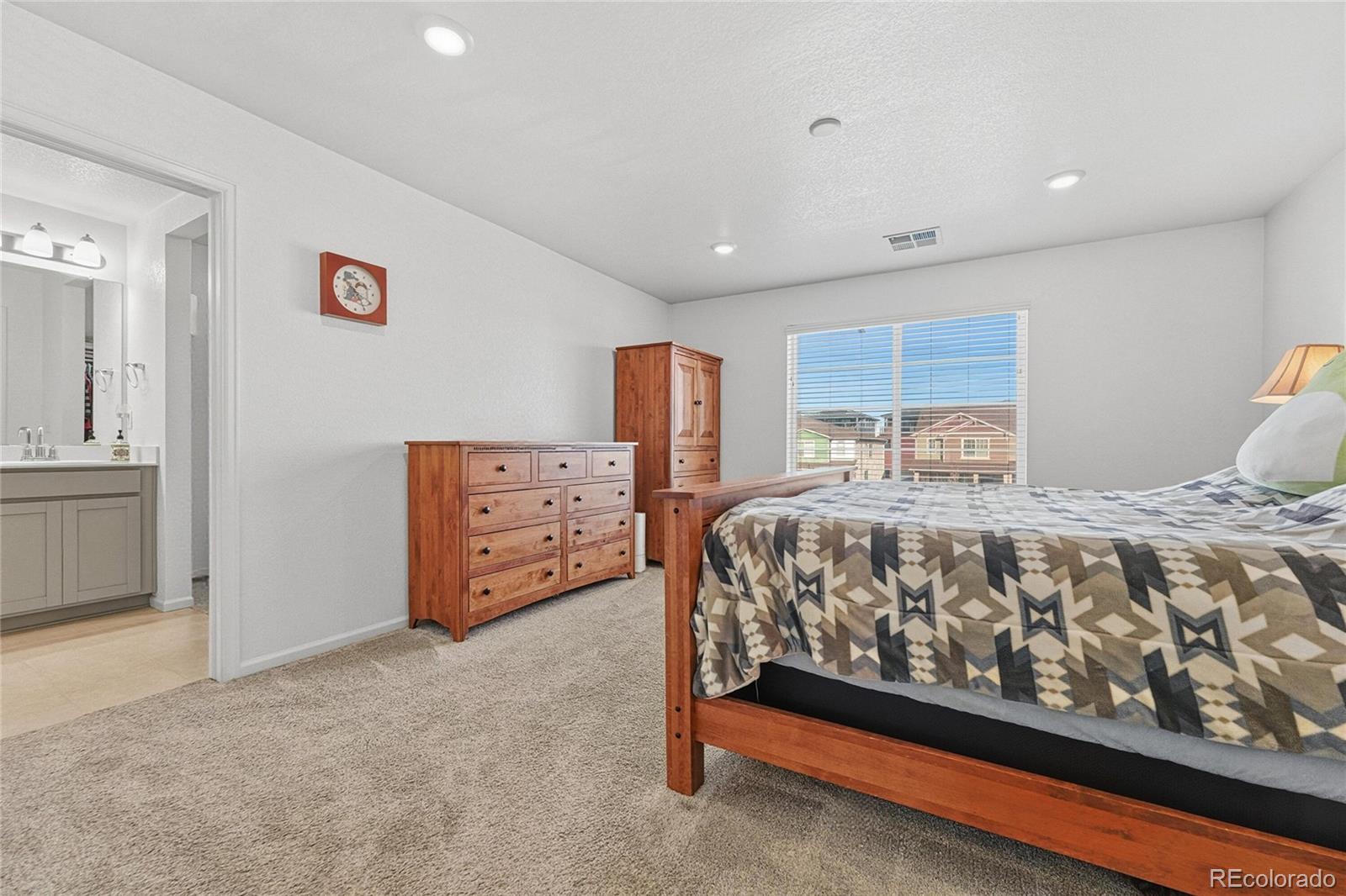 MLS Image #12 for    ,, Colorado