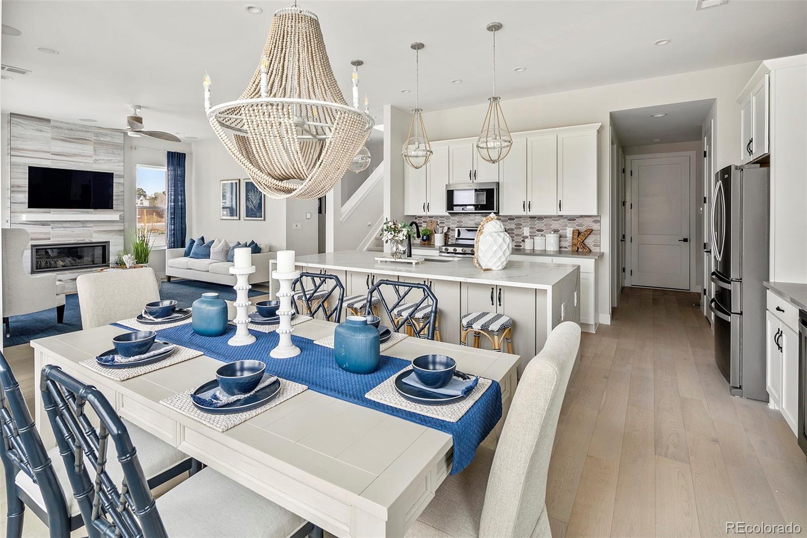 MLS Image #7 for 888 s valentia street,denver, Colorado