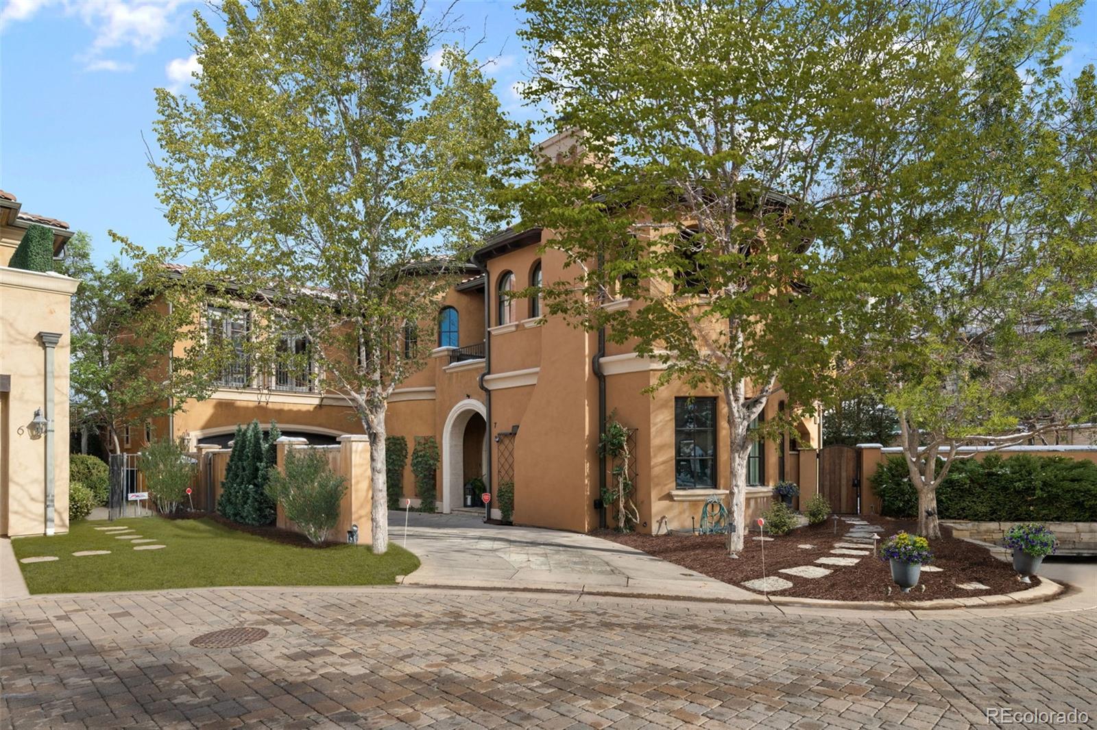 MLS Image #2 for 100 s university boulevard,denver, Colorado