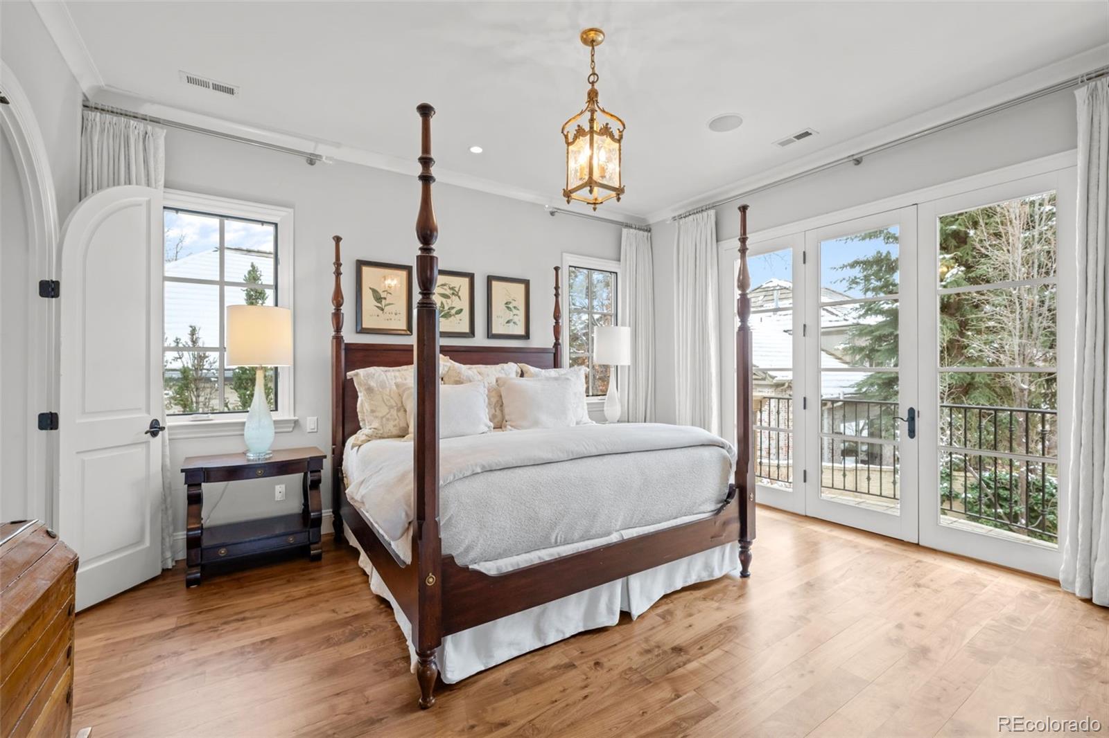 MLS Image #21 for 100 s university boulevard,denver, Colorado