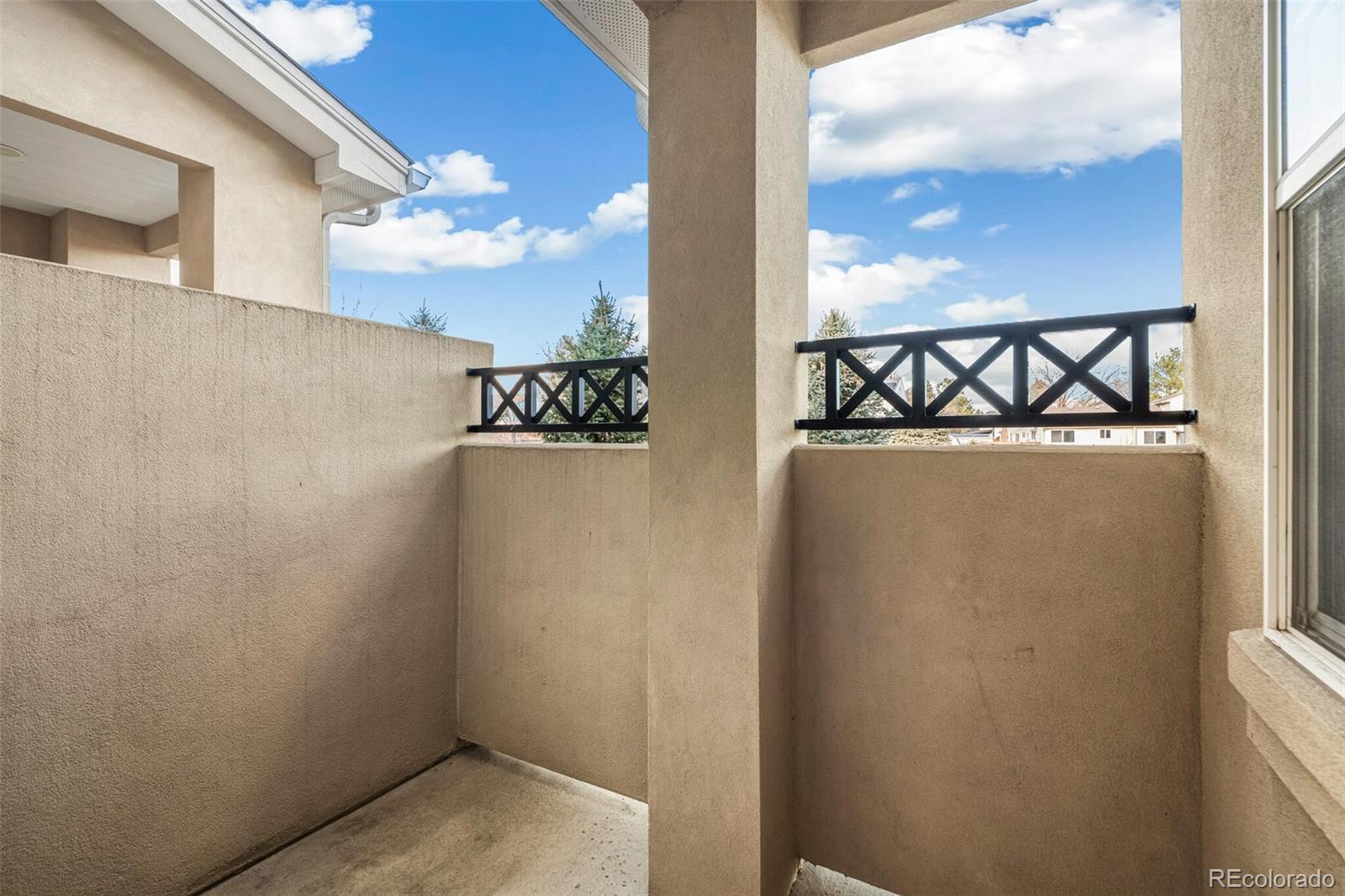 MLS Image #10 for 9763 w hinsdale lane,littleton, Colorado