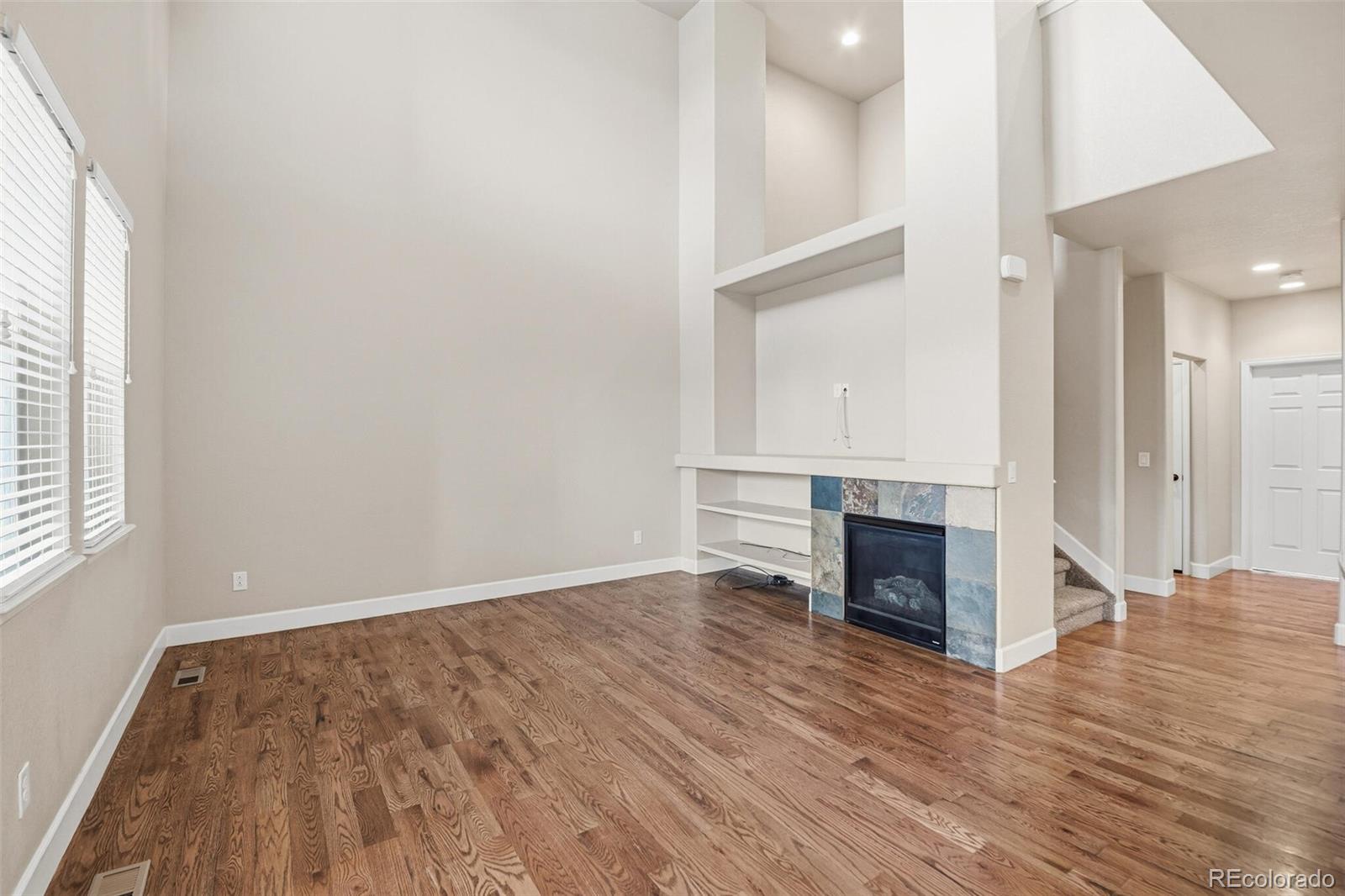 MLS Image #2 for 9763 w hinsdale lane,littleton, Colorado