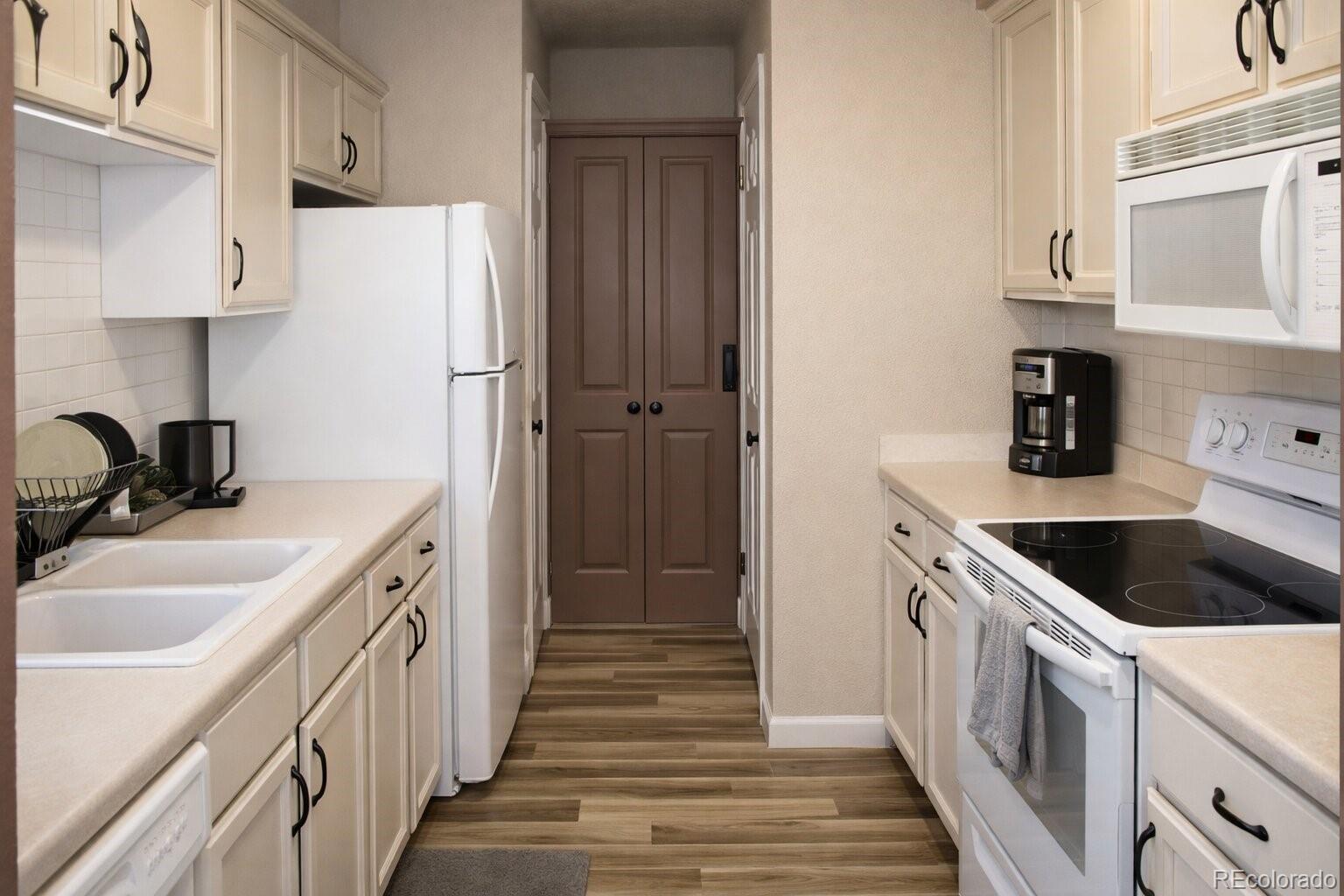 MLS Image #13 for 1025 w 112th avenue,denver, Colorado