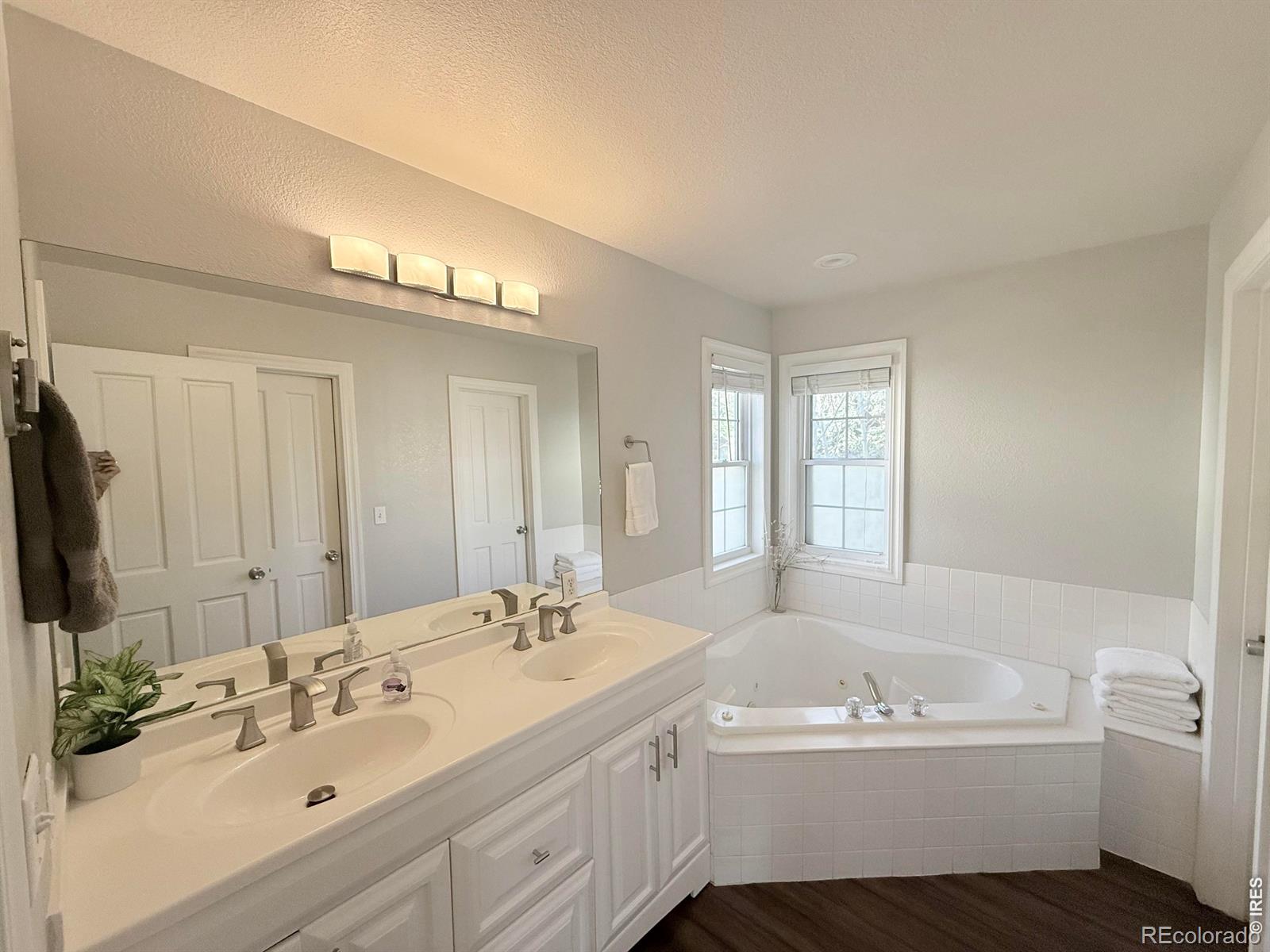 MLS Image #11 for 1460  hawkridge road,eaton, Colorado