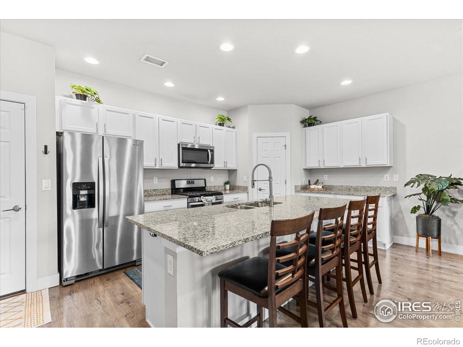 MLS Image #10 for 4774  kittredge street ,denver, Colorado