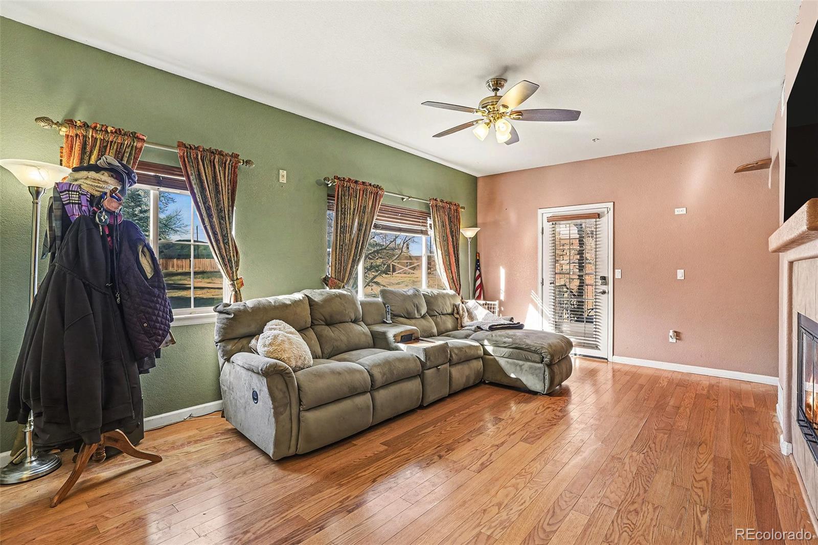 MLS Image #3 for 6293  kilmer loop,golden, Colorado