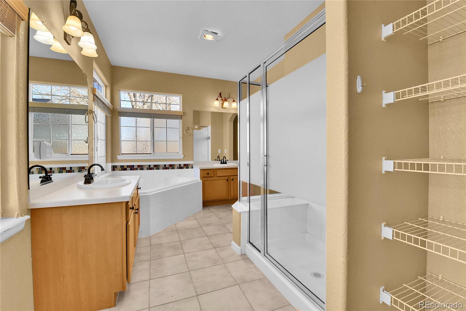 MLS Image #27 for 22448 e plymouth circle,aurora, Colorado